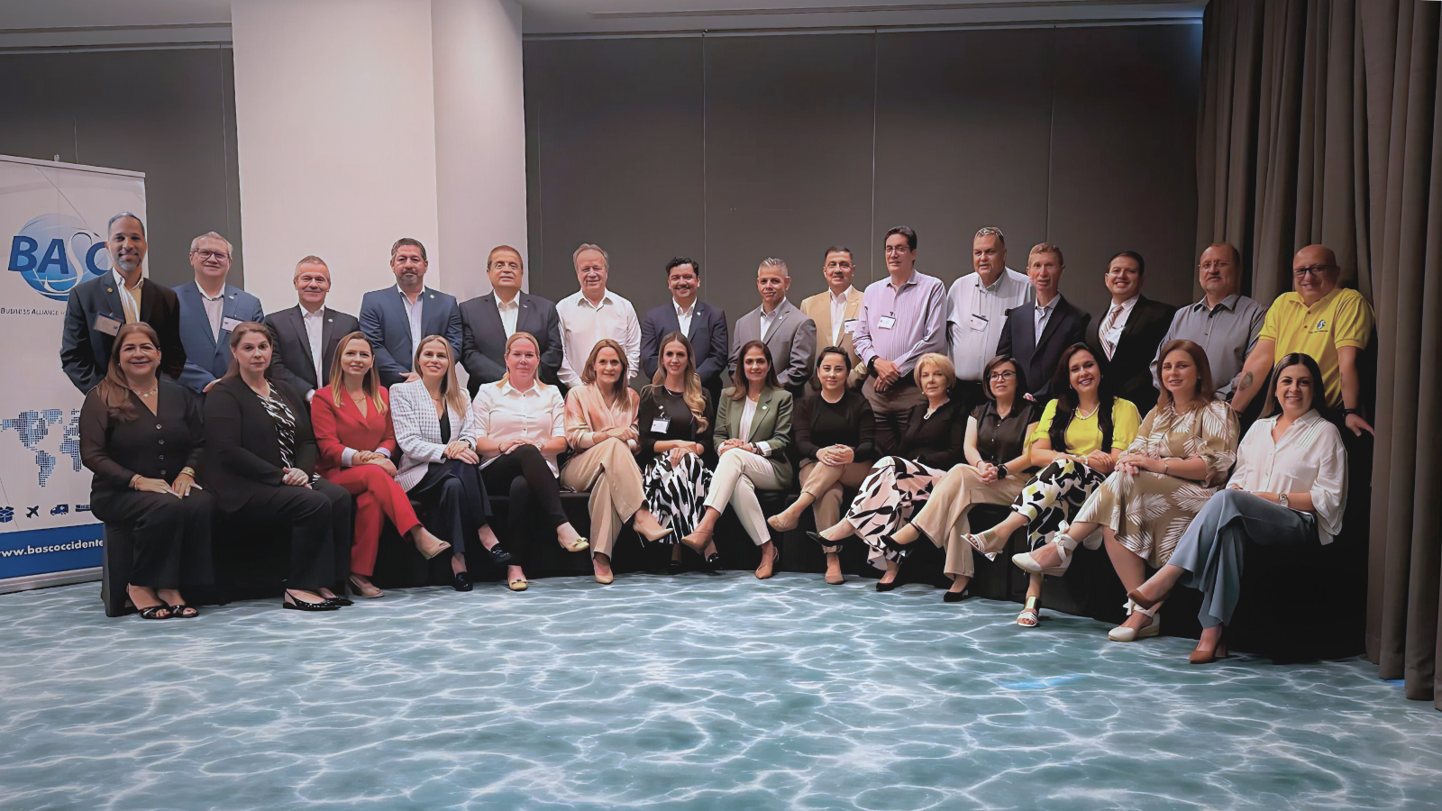 Grupo de Directores Ejecutivos de los capítulos BASC, alta gerencia de WBO y miembros de la Junta Directiva de WBO presentes en la III Conferencia de Directores Ejecutivos BASC.