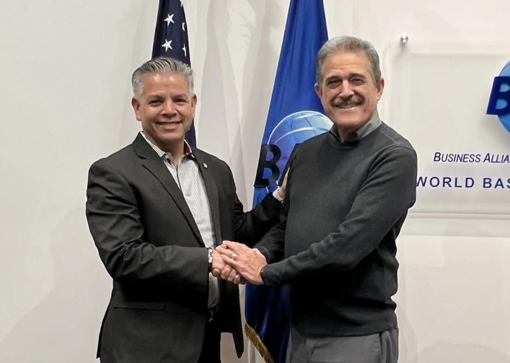 Mr. Edmundo Erik Moncayo - International President of WBO and Mr. Fermin Cuza, Senior Advisor for International Affairs of WBO. 