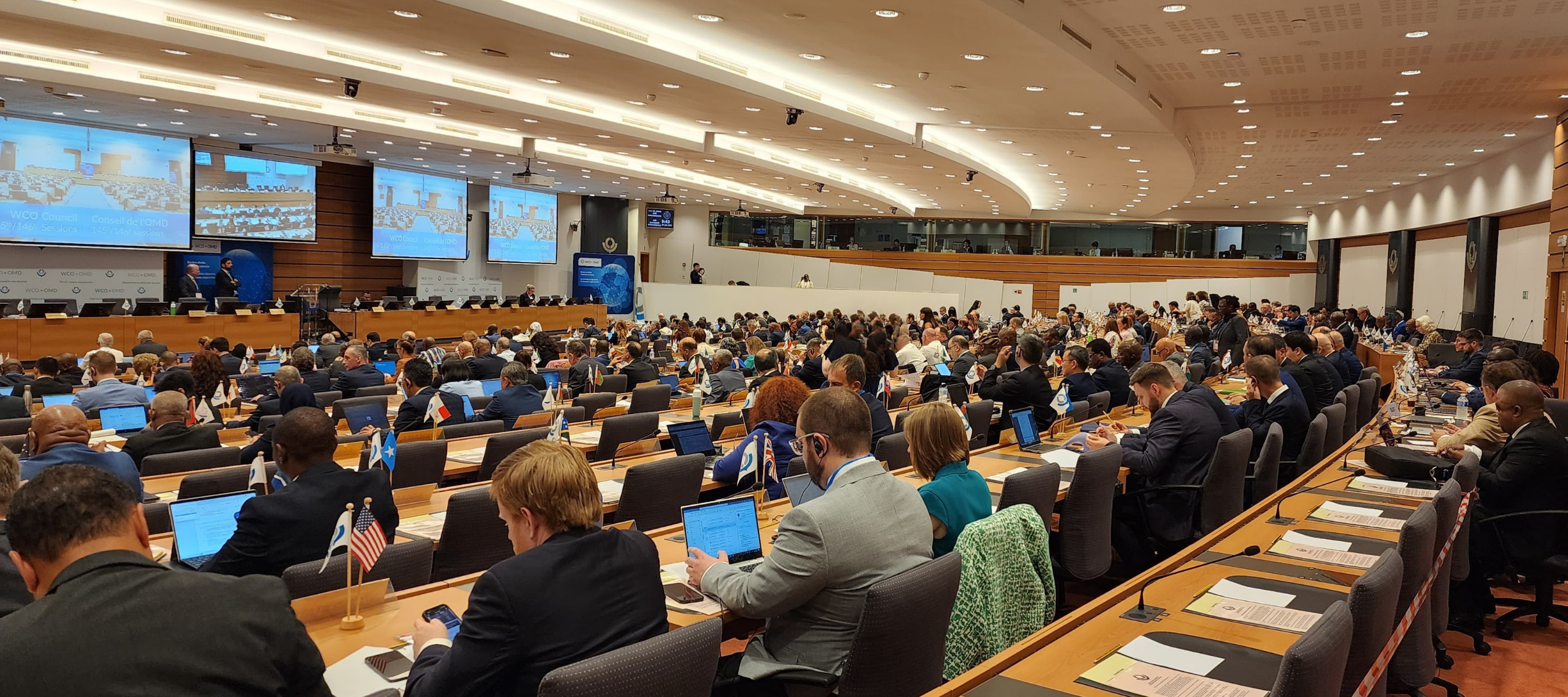 Momentos durante las sesiones y reuniones de la Organización Mundial de Aduanas (OMA) en Bruselas, Bélgica.